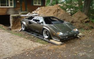 Самодельная Lamborghini Countach, сделанная в подвале
