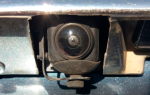 Как защитить камеру заднего вида автомобиля от грязи